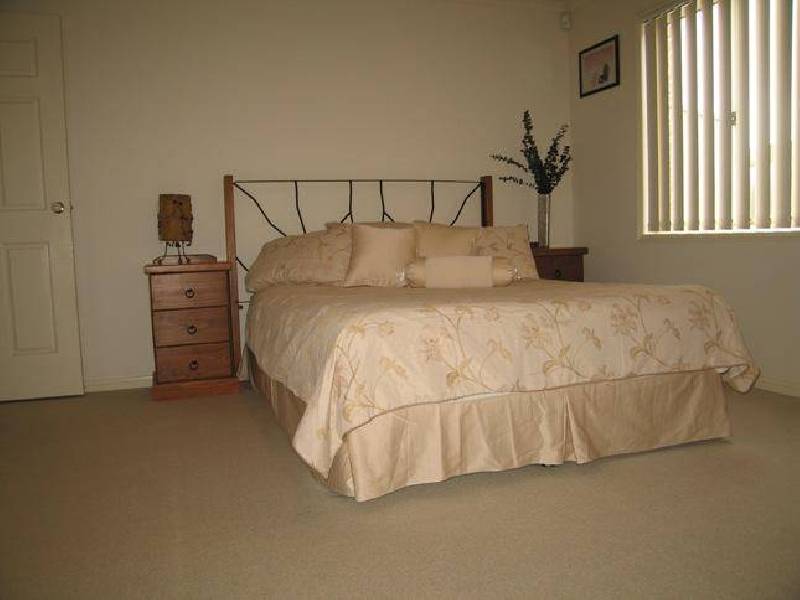 1 Wonga St, Burleigh Heads QLD 4220