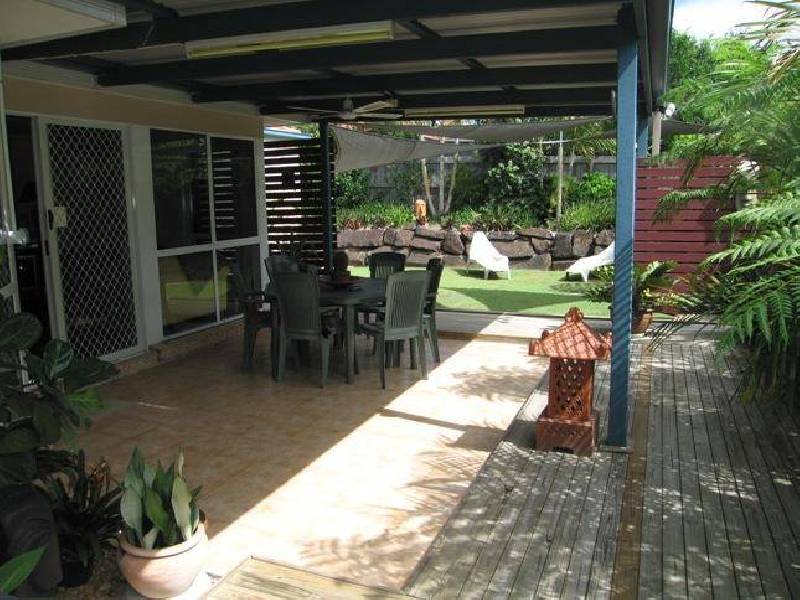 1 Wonga St, Burleigh Heads QLD 4220