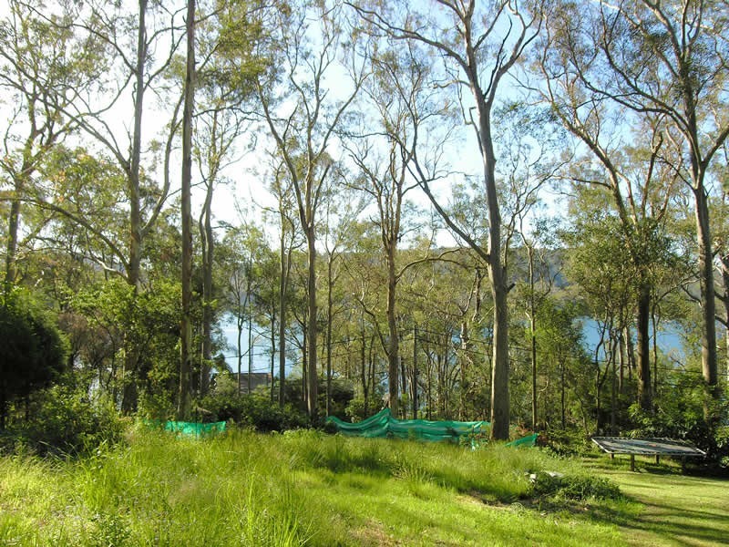 6 Robertson Rd, Scotland Island NSW 2105