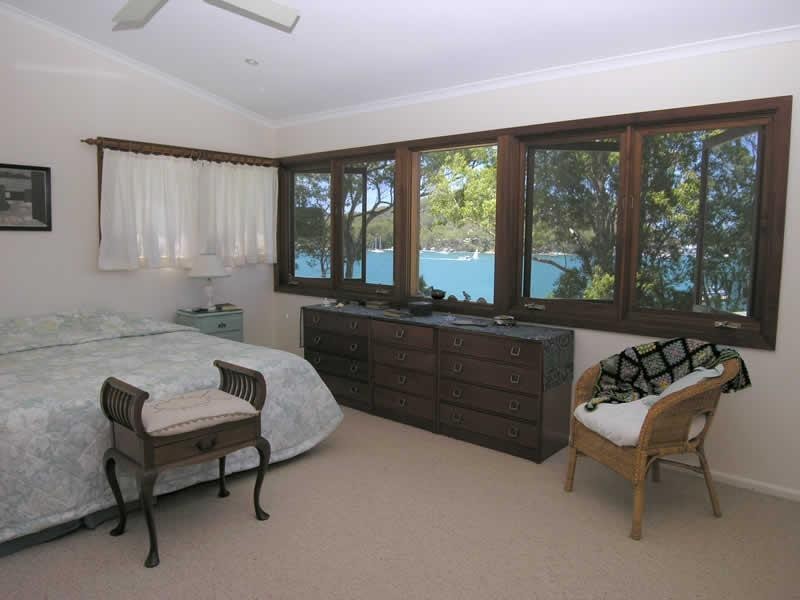 Portions, Lovett Bay NSW 2105