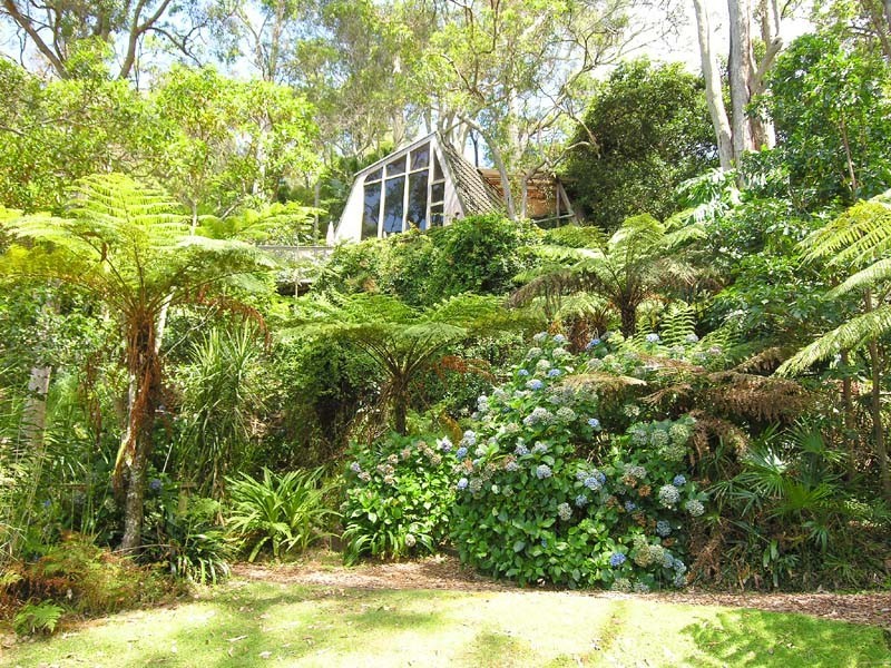 14 The Chase, Lovett Bay NSW 2105