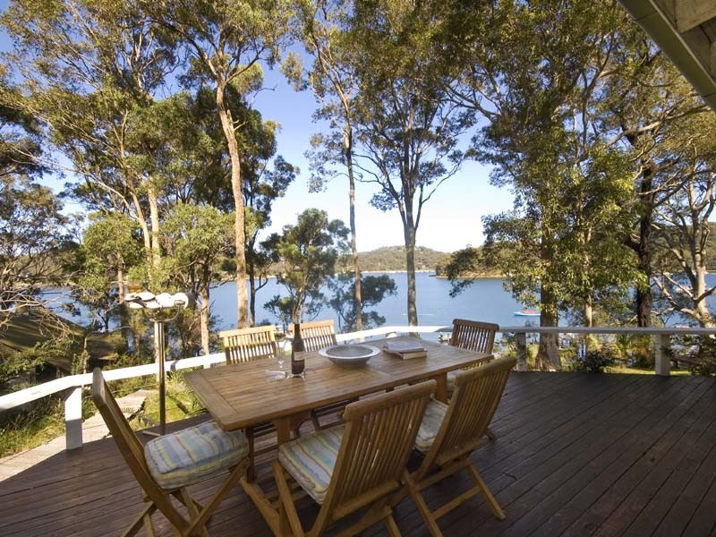 4 The Chase, Lovett Bay NSW 2105