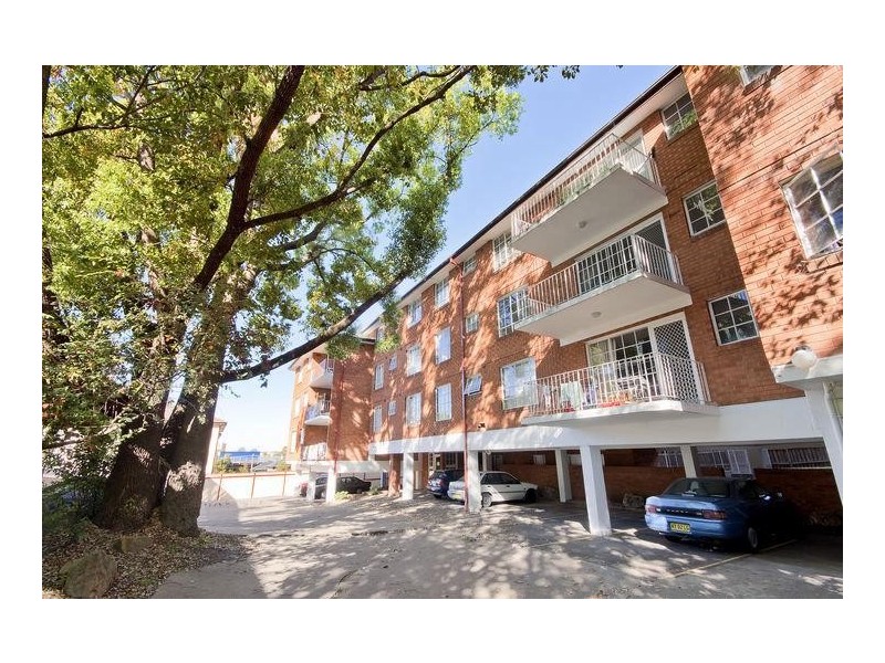 13/14 Allen Street, Harris Park NSW 2150