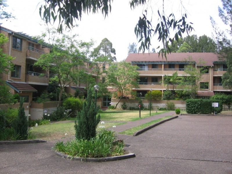 18/45 De Witt Street, Bankstown NSW 2200