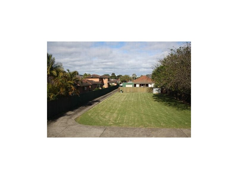 13A Tennyson Road, Greenacre NSW 2190