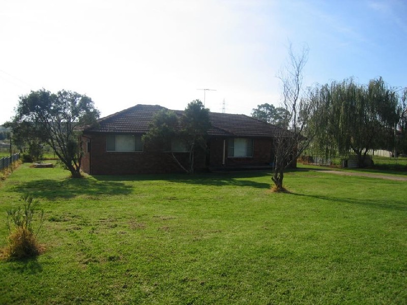 10 Eighteenth Avenue, Austral NSW 2179