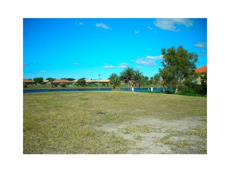 13 Antigua, Kawana Island QLD 4575