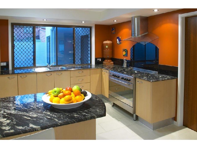 191 oceanic drive, Warana QLD 4575