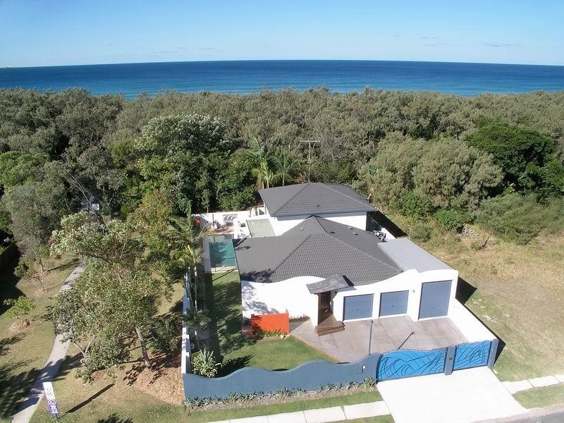 191 oceanic drive, Warana QLD 4575