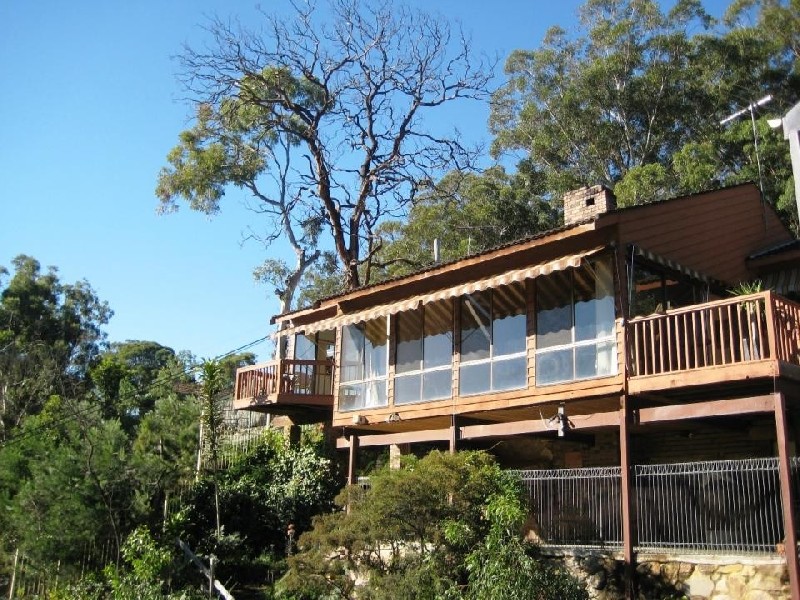 58 Carinya Road, Picnic Point NSW 2213