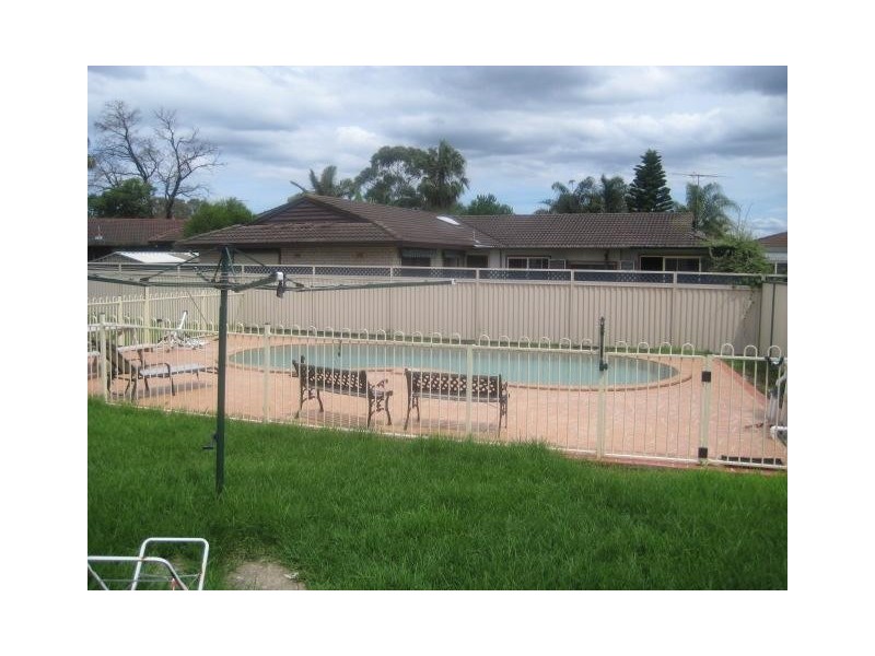 167 Birdwood Rd Georges Hall, Georges Hall NSW 2198