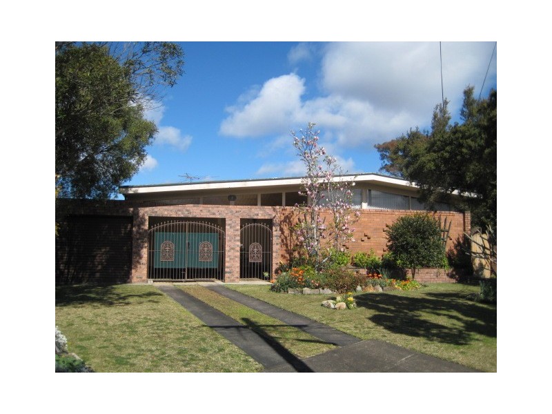 8 Kenneth Avenue, Panania NSW 2213