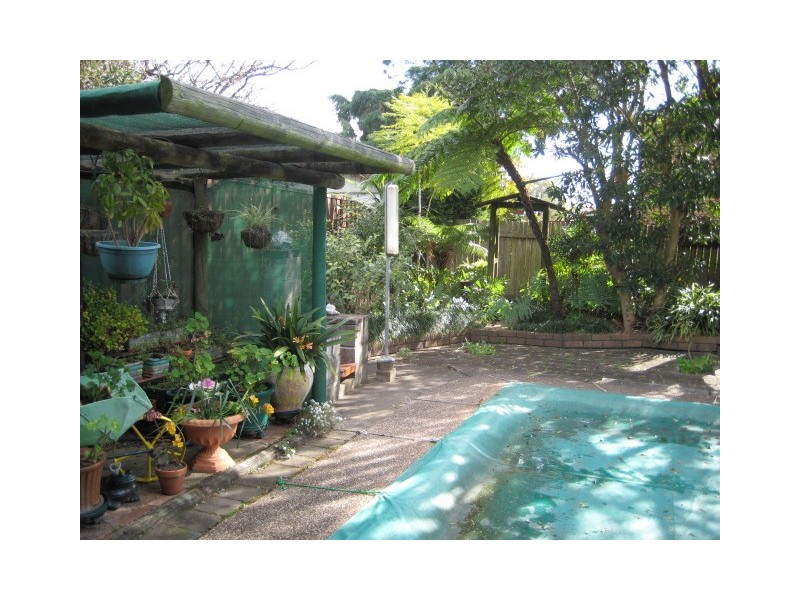 8 Kenneth Avenue, Panania NSW 2213