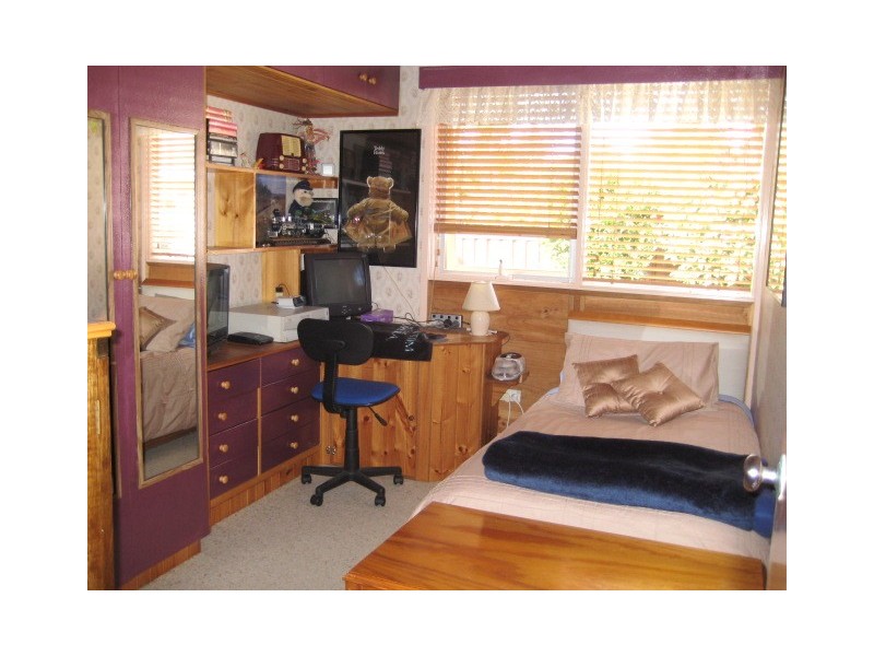 8 Kenneth Avenue, Panania NSW 2213