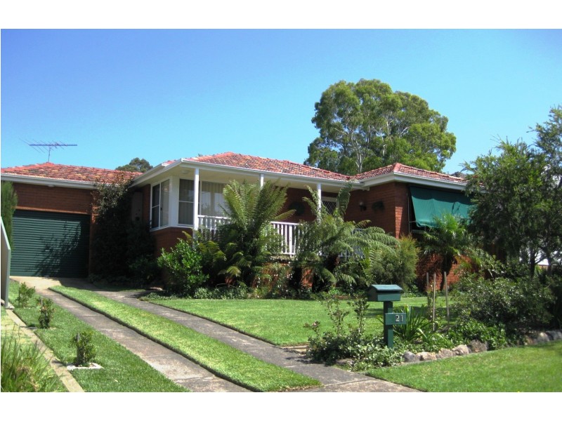 21 Austin Boulevarde, Picnic Point NSW 2213