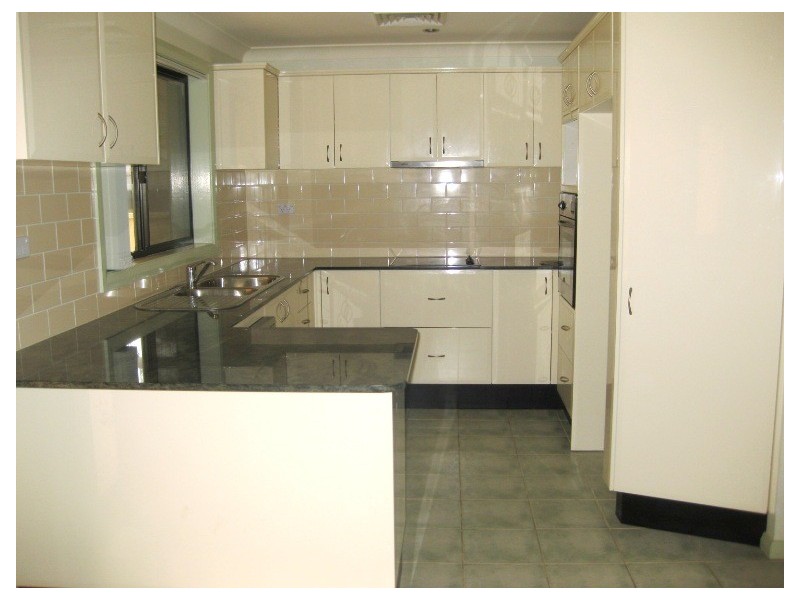 2/37 Ramsay Road, Picnic Point NSW 2213