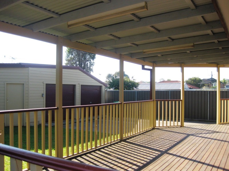 33 Armentieres Avenue, Milperra NSW 2214