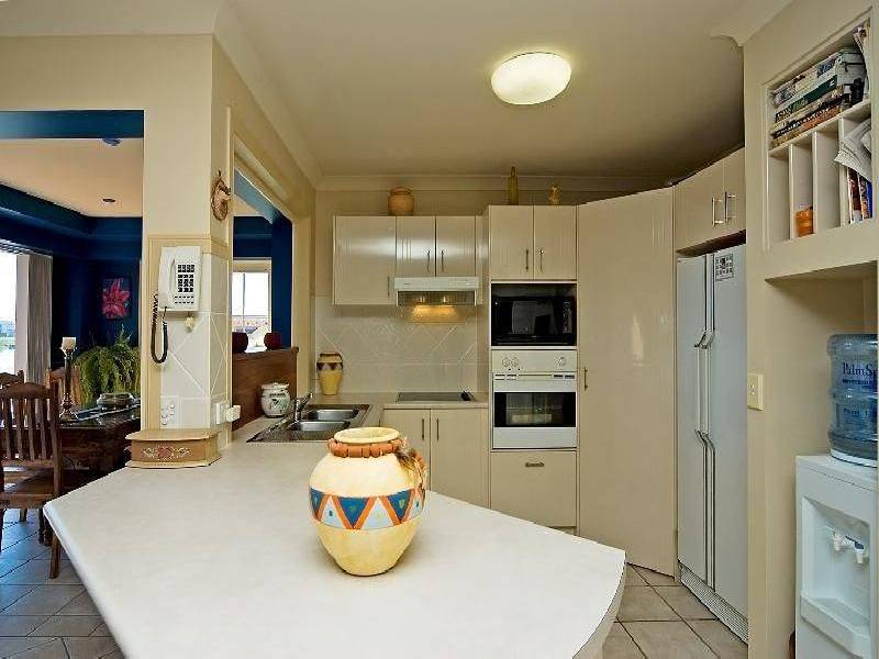 1 Cornell Court, Varsity Lakes QLD 4227