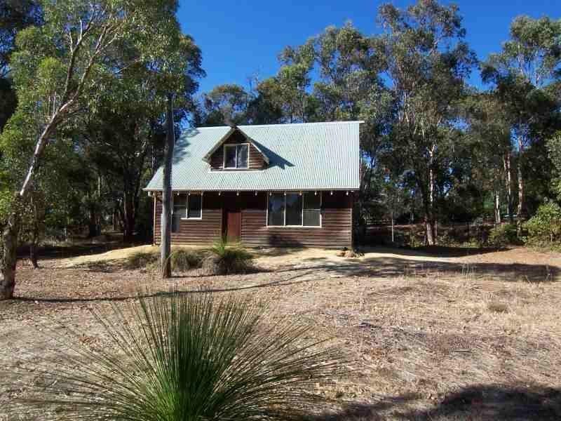 20 Gregory Street, Dinninup WA 6244