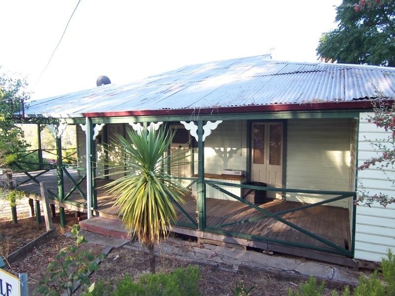 16 Inglis Street, Boyup Brook WA 6244