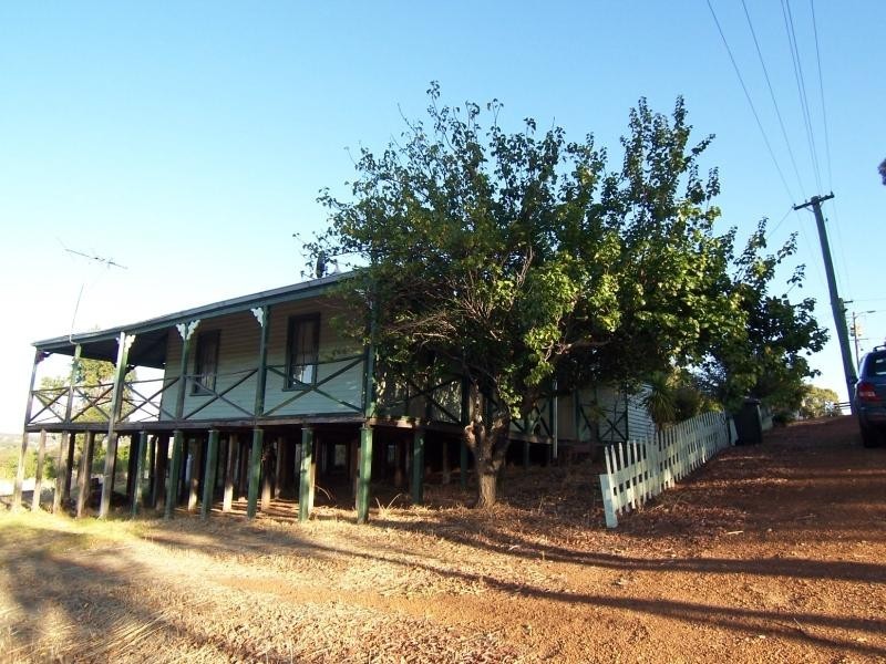 16 Inglis Street, Boyup Brook WA 6244