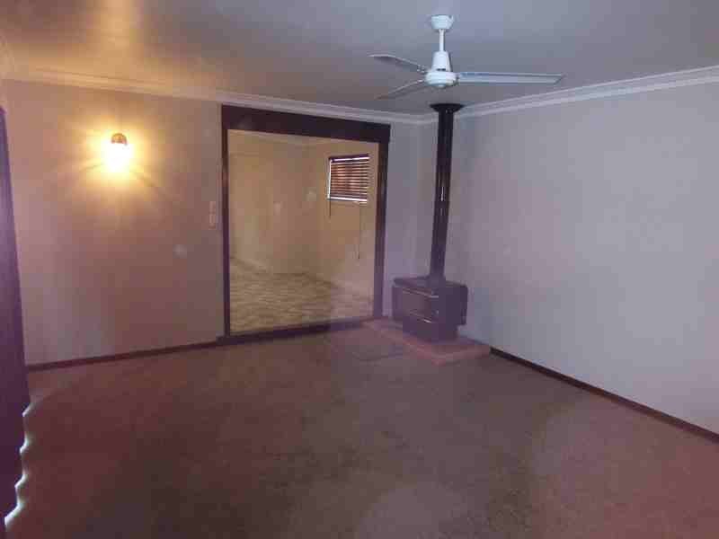 12 Cowley Street, Boyup Brook WA 6244