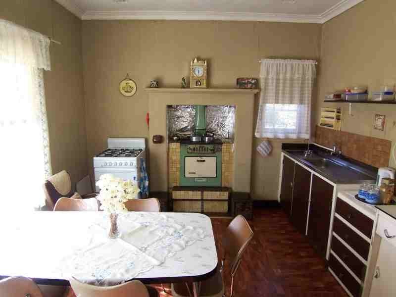 21 Cowley Street, Boyup Brook WA 6244