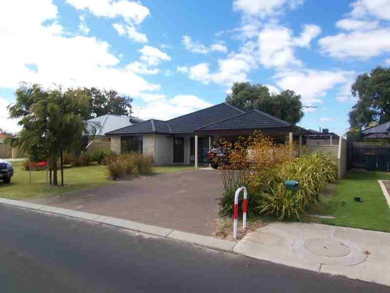12 Currawong Drv, Broadwater WA 6280