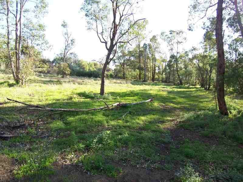 21 Fraser Street, Kulikup WA 6244