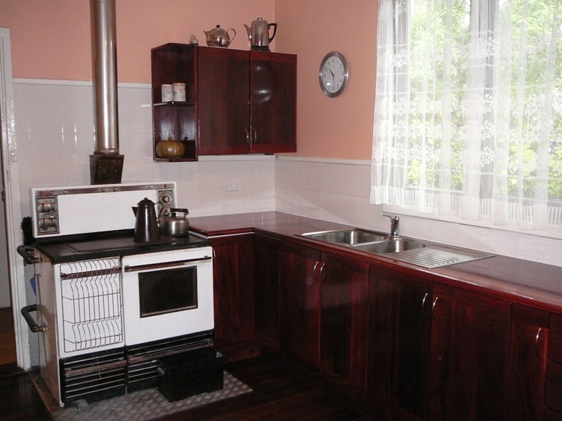 17 Coronation Street, Bridgetown WA 6255