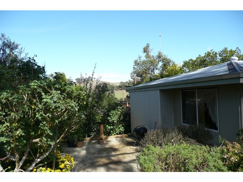 17 Coronation Street, Bridgetown WA 6255