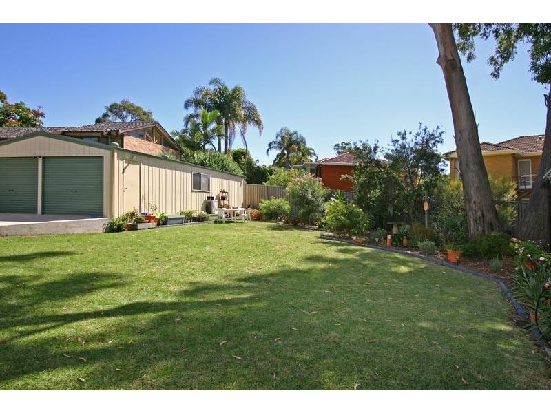 9 Wolstenholme Ave, Gymea NSW 2227