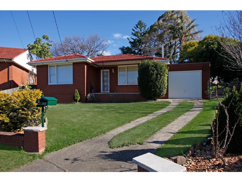 8 Muronga Place, Kirrawee NSW 2232