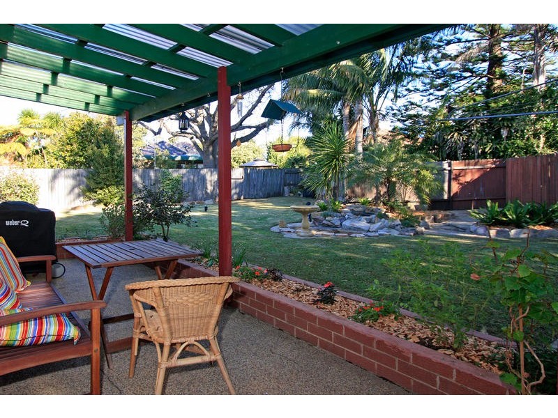 8 Muronga Place, Kirrawee NSW 2232