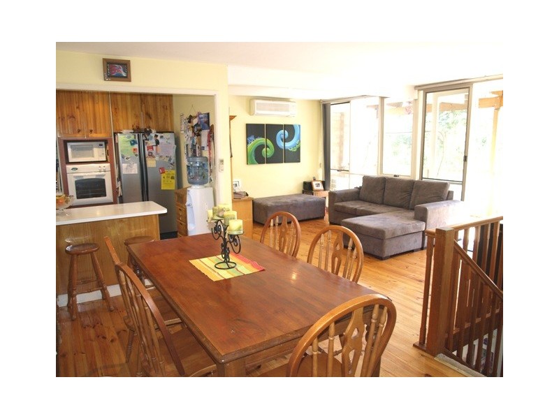 14 Blue Bell Place, Heathcote NSW 2233