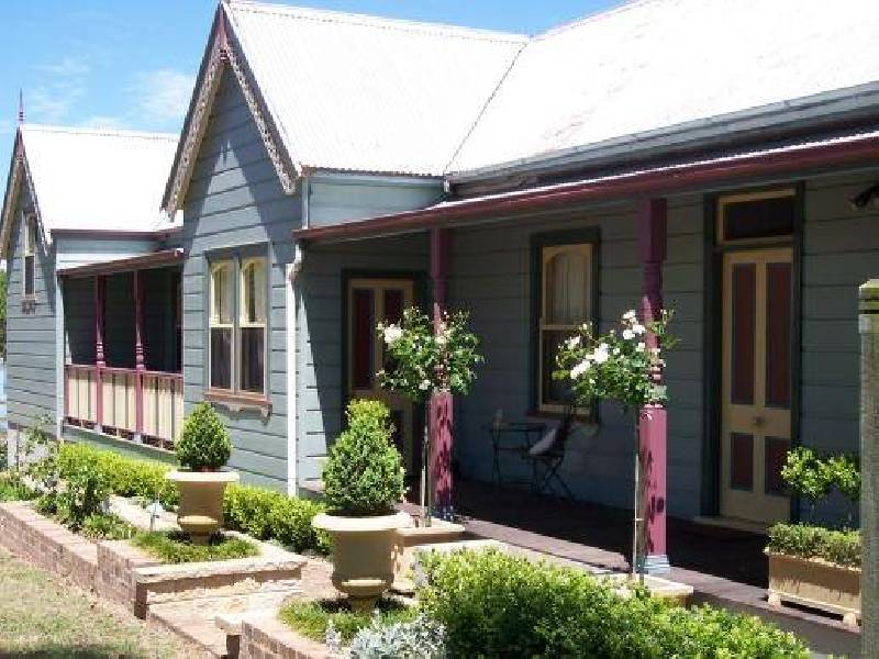 18 Antill Street, Picton NSW 2571