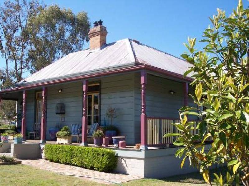 18 Antill Street, Picton NSW 2571