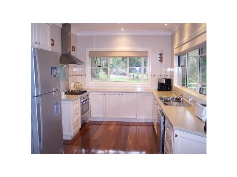 6 Wattle Ridge Road, Hill Top NSW 2575