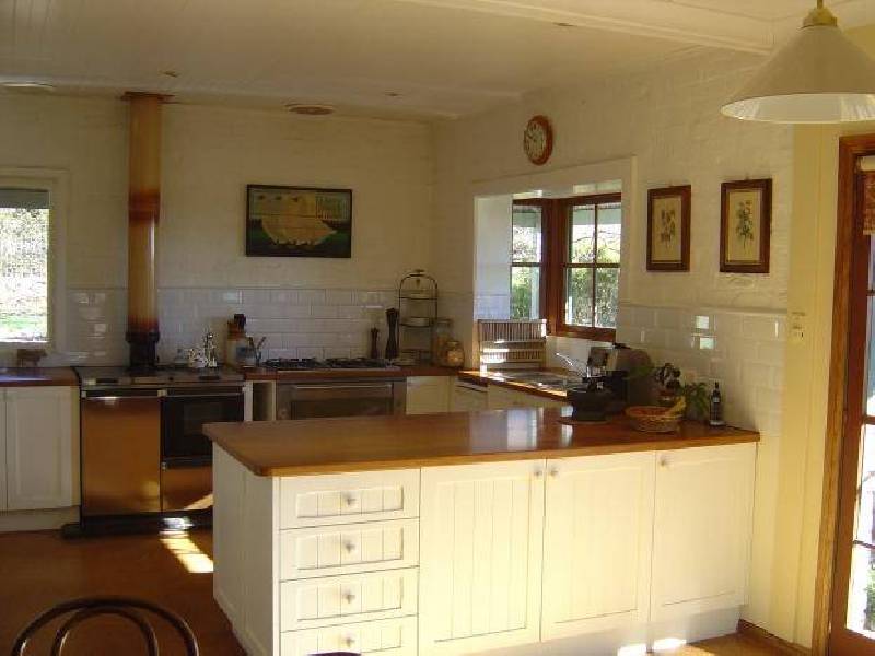 Yarrawa Road, Moss Vale NSW 2577