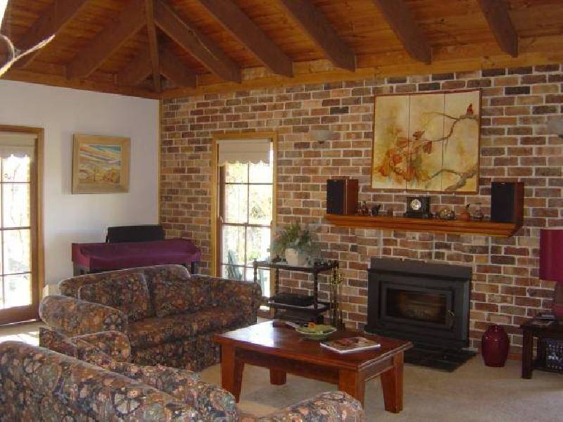 Yarrawa Road, Moss Vale NSW 2577