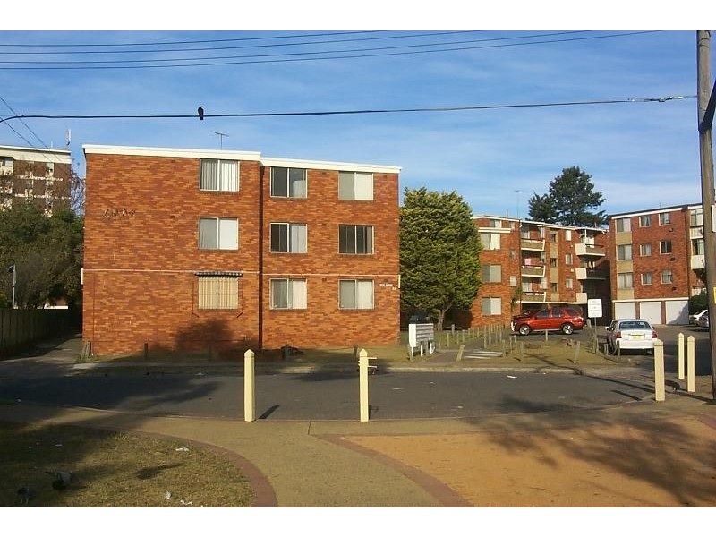 68 Mascot Dr, Eastlakes NSW 2018