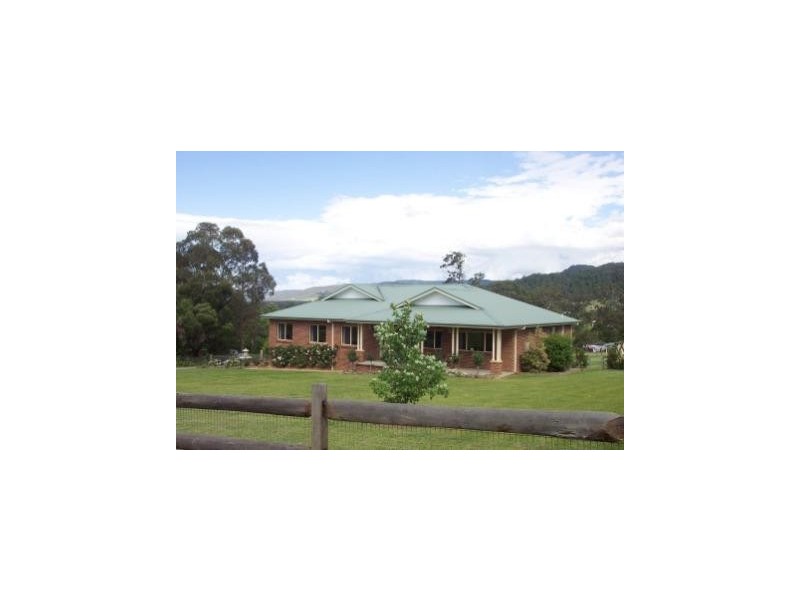42 Jenanter Drive, Kangaroo Valley NSW 2577
