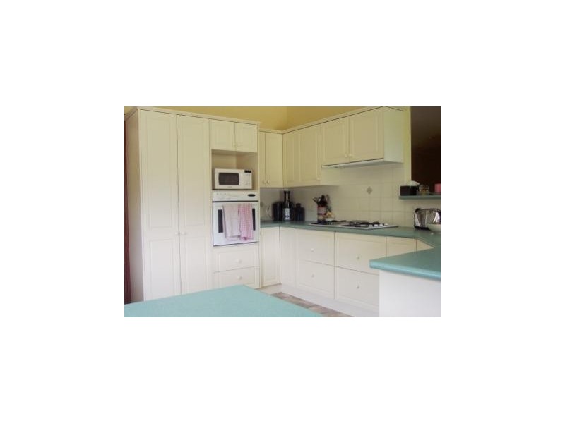 42 Jenanter Drive, Kangaroo Valley NSW 2577