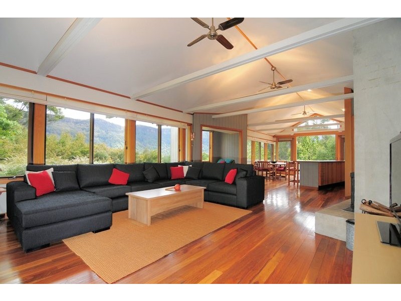 80 Treefern Road, Kangaroo Valley NSW 2577