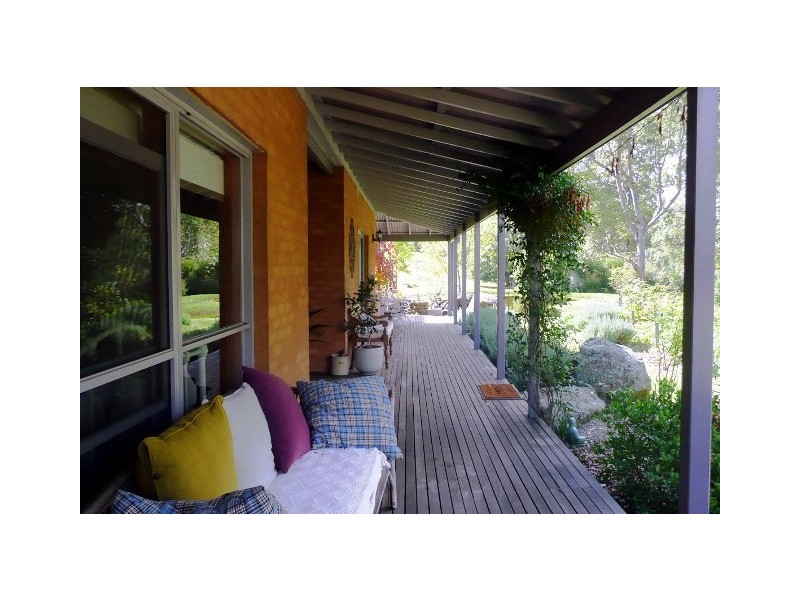 103 Mackays Road, Kangaroo Valley NSW 2577