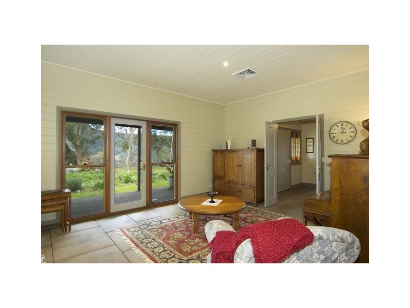 103 Mackays Road, Kangaroo Valley NSW 2577