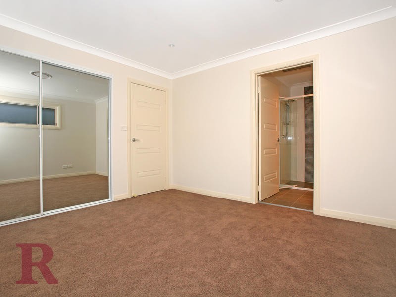 2/17 Jacaranda Road, Caringbah South NSW 2229