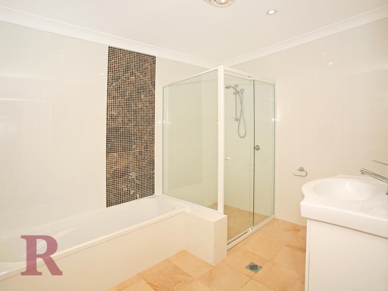 2/17 Jacaranda Road, Caringbah South NSW 2229