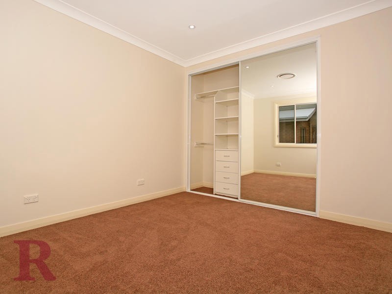 2/17 Jacaranda Road, Caringbah South NSW 2229