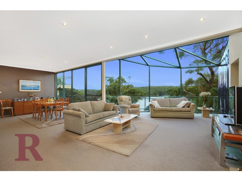 6 Kamira Road, Lilli Pilli NSW 2229